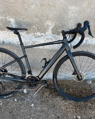 Cannondale Topstone e-bike gravel motore Mahle
