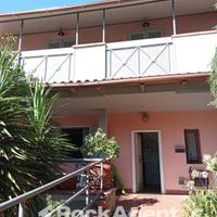 VILLA IN