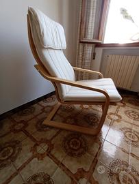 Poltrona Pong (bianca)– ikea design iconico