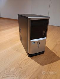 Computer fisso e monitor 19 pollici 