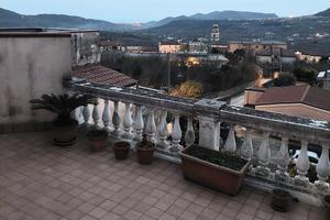 Appartamento mansardato con terrazzo