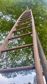 Scala a pioli in legno fatta a mano