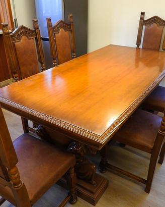 Tavolo stile classico-rinascimentale
