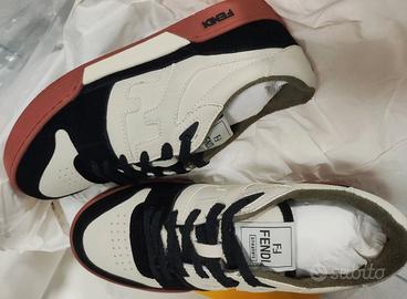 Sneakers da uomo in pelle patchwork