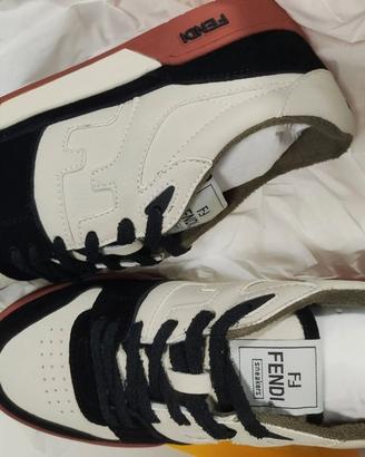 Sneakers da uomo in pelle patchwork