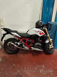 BMW R1200R