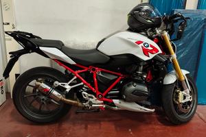 BMW R1200R