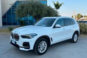 BMW X5 xdrive30d mhev T-Stock prezzo