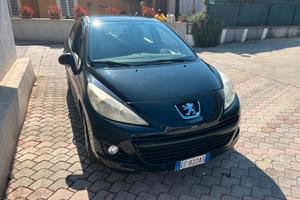 Peugeot 207 - 2010
