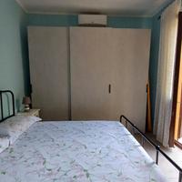 Armadio e Como'  nuovissimi in Legno