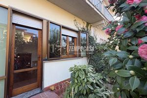 VILLA A SCHIERA IN CONTESTO TRANQUILLO