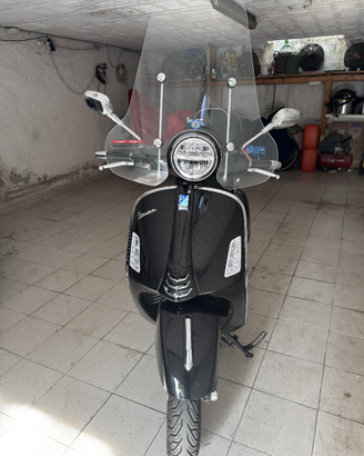 Vespa GTS 300