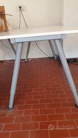 tavolo gamba grigia regolabile in h