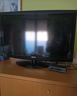 TV AKAI 32"