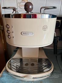 Macchina caffè e cappucc DeLonghi Icona Vintage.