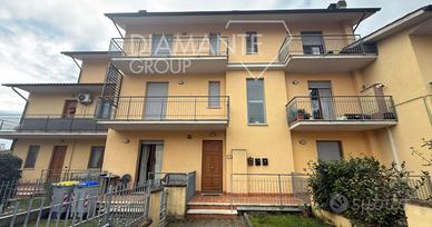 Appartamento su due livelli con tre camere