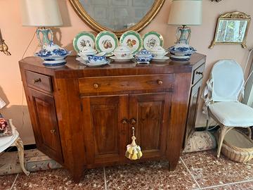 Antica credenza