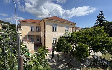 Appartamento in villa