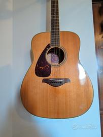 Chitarra acustica Yamaha FG720SL per mancini