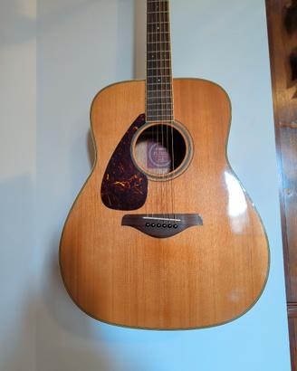 Chitarra acustica Yamaha FG720SL per mancini