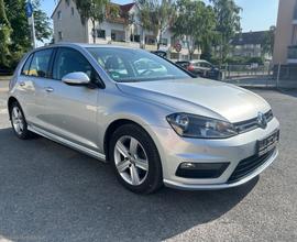 VOLKSWAGEN Golf 1.6TDI 110CV R-LINE NAVI PELLE SEN