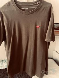 T-shirt Levi’s verde scuro taglia L