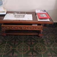 Tavolino con cassetto