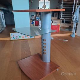 Mobile TV con rotelle e struttura in acciaio