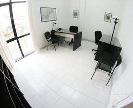 Bivani arredato pronto sala riunioni posti auto