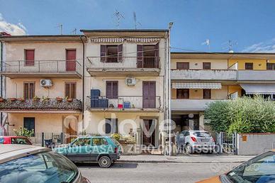 Appartamento di 114 m² con più di 5 locali a Prato