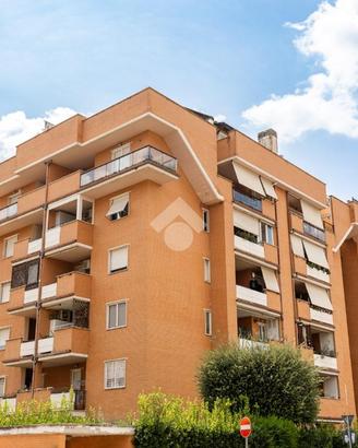 MONOLOCALE A ROMA