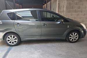 toyota corolla verso