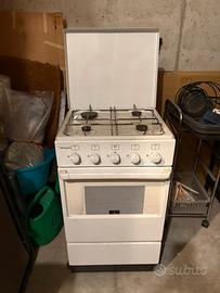 Cucina a gas Bompani usata