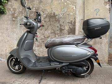 Scooter 125 cc