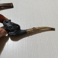 pipa di tabacco intagliata probabilmente asiatica 