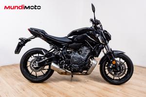 YAMAHA MT 07 - 2024