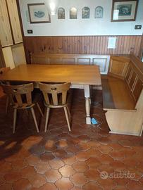 Tavolo in Rovere con 3 Sedie e panca