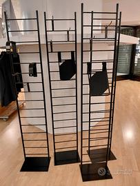 scalette con accessori per esposizione