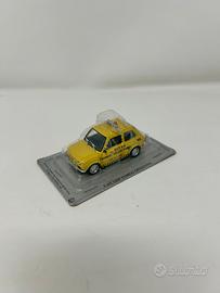 Modellino auto Fiat 126 in scala 1/43