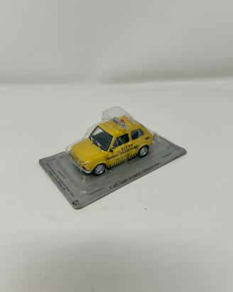 Modellino auto Fiat 126 in scala 1/43
