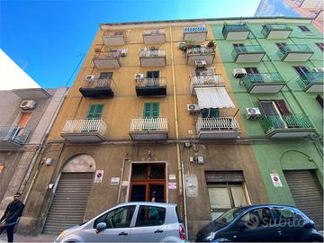 Trilocale con terrazzo Via Giovan Giovine 27