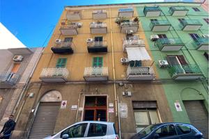 Trilocale con terrazzo Via Giovan Giovine 27