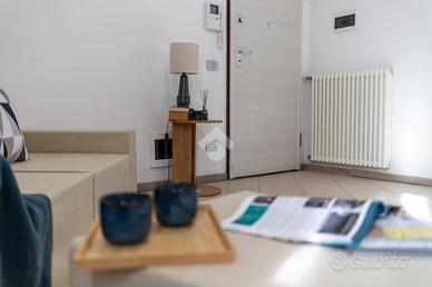 3 LOCALI A REGGIO NELL'EMILIA