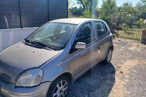 Toyota Yaris 2004