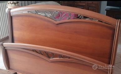 Testata letto matrimoniale