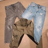 jeans strappati