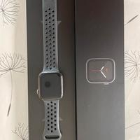 Orologio Apple watch Nike serie 6 44mm nero GPS