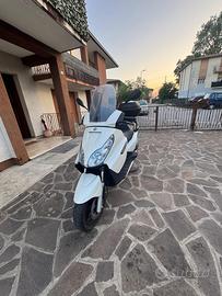 Piaggio 300ie x7