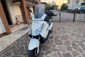Piaggio 300ie x7