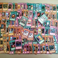 Carte Yu-Gi-Oh lotto yugi konami vintage deck set